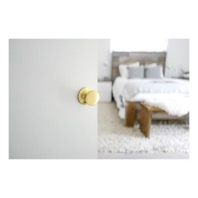 Yale Cambridge Passage Door Knob Set, Polished Brass